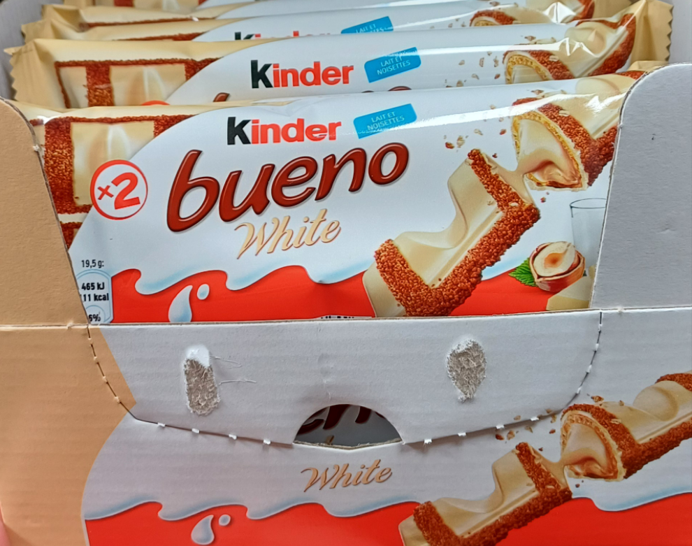 Kinder Bueno white